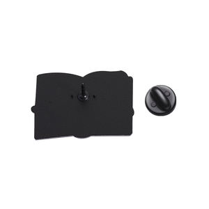 Еще одна глава, эмалированная брошь, брошь для любовников, забавная цитата, значок на лацкане, ювелирный подарок для читателей, друзей - Product Image 5