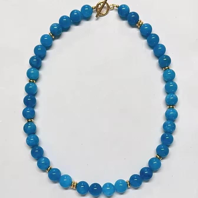 Collier en or et apatite