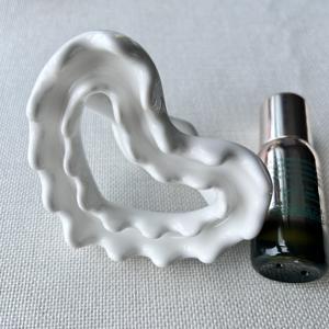 Gran oferta, masajeador de cerámica para masaje de piedra, masajeador de mano en forma de corazón de amor blanco para el cuerpo - Product Image 5