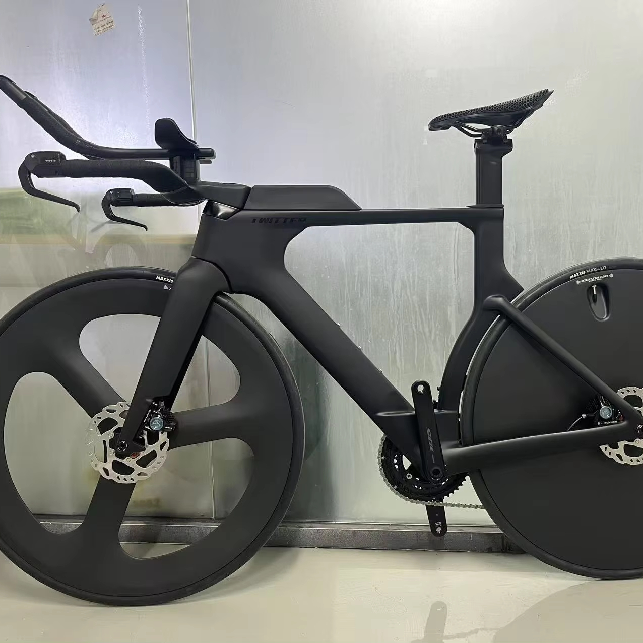 カスタマイズされた効率的なロードバイクフレームの取引-Alibaba.com