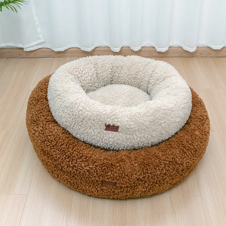 Оптовая продажа от производителя бежевый коричневый логотип кошка собака кровать шерпа материал
