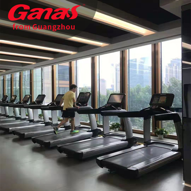 Ganas Heavy Duty Commercial Treadmill Taiwan Motor  Hotel Treadmills With TV Screen