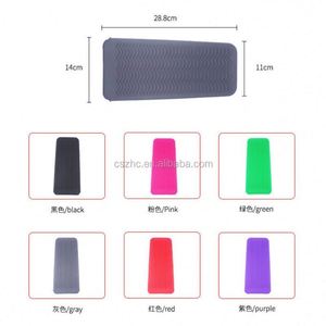 Alfombrilla de Silicona Resistente al Calor para Rizadores de Pelo, Planchas de Pelo y Herramientas Calientes - Product Image 6
