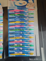 Brosse à dents à suspendre en gros pour supermarché / Brosse à dents économique / Brosse à dents en emballage suspendu pour supermarché