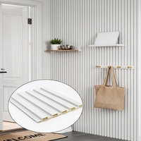 Panneaux muraux WPC modernes de qualité supérieure pour l'intérieur et l'extérieur, imperméables, écologiques, design en lattes de bois de haute qualité, pour appartement