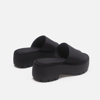 Vente en gros de pantoufles à fond épais XINZI RAIN Sandales à plateforme pour femmes à bout ouvert en cuir artificiel noir