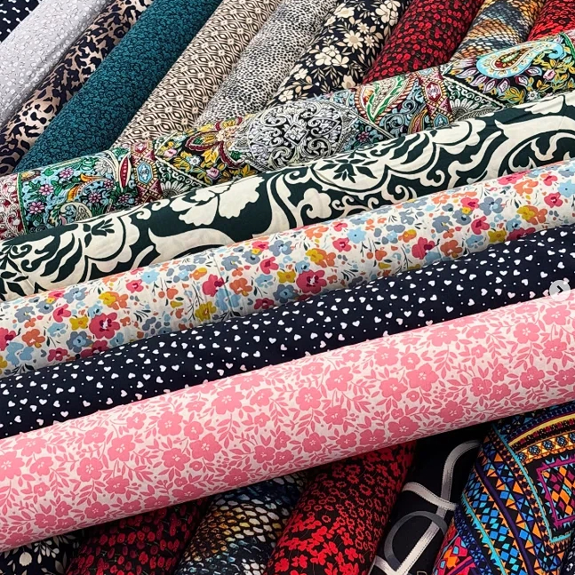 High Quality 100% Cotton Fabric Lightweight Custom Design Eco Friendly Cotton Poplin Fabric For Dress Sleepwear Garment