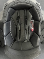 Nous proposons la personnalisation de divers types de doublures de casque de moto ; les doublures sont amovibles, lavables et inodores.