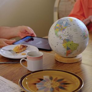 Globo de estilo vintage Premium con base de madera Mapa político detallado para aprender Mesa de oficina y decoración de sala de estudio - Product Image 5