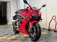 Moto de course sportive QJMOTOR SRK800RR Sai800 RS 778cc 4 cylindres
