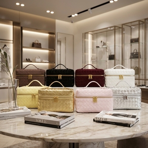 Bolso de Mano Tejido de Lujo 2026, Diseño de Guangzhou, Venta al Por Mayor, Nuevo, Mini Bolso con Correa de Hombro Desmontable para Mujer - Product Image 1