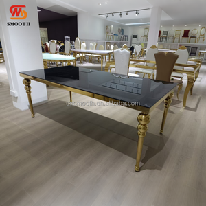 <span class=keywords><strong>Tavolo</strong></span> da Pranzo Rettangolare di Lusso <span class=keywords><strong>per</strong></span> Matrimoni con <span class=keywords><strong>Gambe</strong></span> in Acciaio Inox Dorato e Piano in <span class=keywords><strong>Vetro</strong></span> Temperato Nero <span class=keywords><strong>per</strong></span> Decorazioni di Ricevimenti Nuziali - Product Image 1
