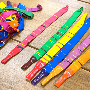 Globos Voladores en Espiral Largos y Brillantes - Globos de Látex Creativos para Niños - Globos Espirales Giratorios con Calor - Product Image 3