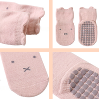 Chaussettes antidérapantes en coton tricoté respirant pour enfants, motif animaux mignons, écologiques, avec grip souple, pour intérieur et extérieur, vente en gros sur mesure