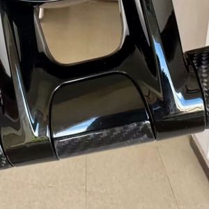 Volante in fibra di carbonio direttamente dalla fabbrica per <span class=keywords><strong>Mercedes</strong></span> Benz W204 W205 W167 W213 W222 W207 W212 AMG Classe <span class=keywords><strong>A</strong></span>/B/C/E/GLS/GLA - Product Image 4