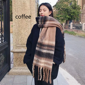 Sciarpa <span class=keywords><strong>Plaid</strong></span> in Finto Cashmere Colorata e Calda, Nuovo Stile Autunno-Inverno 2024, Grande Scialle Versatile con Frange per Donna - Product Image 2