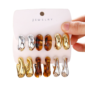 Pendientes de Estrella en Forma de C de Resina Marrón Maillard Chapados en Oro Vintage, Moda 2025, para Fiestas, Tendencia para Mujer - Product Image 2