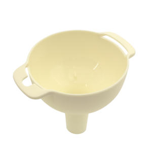 Conjunto de Funis Plásticos Multifuncionais 4 em 1, Ferramentas de Utilidade para Cozinha com Funis de Diferentes Tamanhos para Óleo e Sucos - Product Image 2