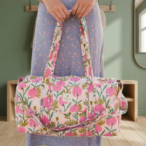 Bolsa de Viaje de Algodón Moderna, con Estampado Elegante, Ligera, Ecológica, Duradera, con Cierre de Cremallera, para Artículos Esenciales - Product Image 1