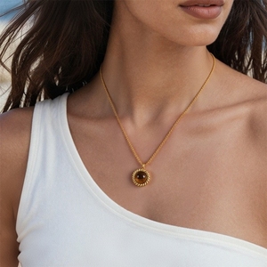 Collier en acier inoxydable avec <span class=keywords><strong>chaîne</strong></span> torsadée en pierre d'œil de <span class=keywords><strong>tigre</strong></span> naturelle ERESI, plaqué or 18 carats, <span class=keywords><strong>chaîne</strong></span> de clavicule polyvalente et tendance pour femmes - Product Image 1