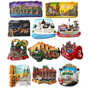 Imán de recuerdo personalizado de <span class=keywords><strong>Europa</strong></span> Central con relieve 3D de <span class=keywords><strong>Praga</strong></span>, Budapest y Cracovia, imán de poliresina para cadenas minoristas de duty-free de aeropuertos. - Product Image 1