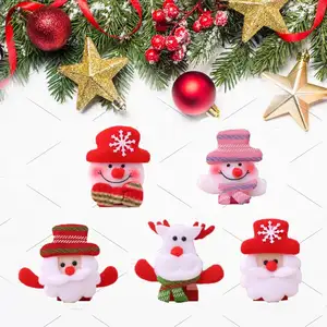 2021 özel ürünler peluş noel süsleri Baubles flaş parlayan noel Led Pin rozeti