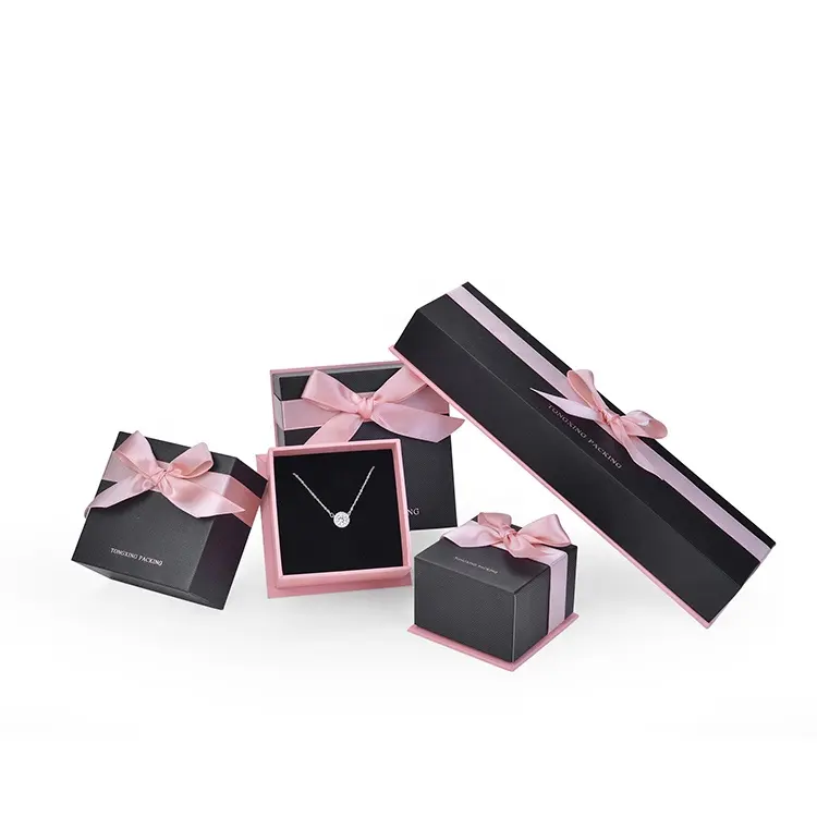 2022 atacado caixa de presente doce de joias de papel preto e rosa