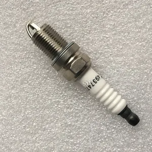 6CT8.3 6CT Bộ Phận Động Cơ Khí Đốt Tự Nhiên Spark Plug 2881797 5473009 4955850 4937472