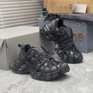Chaussures de course et de marche rétro à lacets personnalisées en maille de luxe, respirantes, légères, marque célèbre, 3XL - Product Image 3