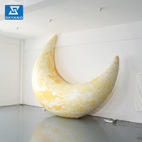 Sculpture de lune géante gonflable jaune, modèle de lune gonflable pour la décoration publicitaire