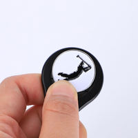 Outil de réparation de divots de golf multifonction, fourche à divots en métal, marqueur de balle magnétique, logo personnalisé, vente en gros, accessoires de golf promotionnels en vrac