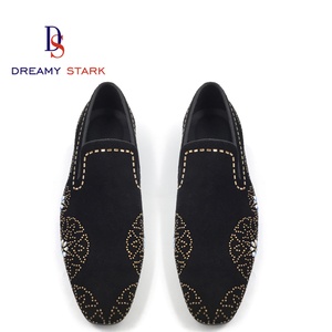 Chaussures de bureau et de carrière à enfiler, faites à la main, de haute qualité, en cuir véritable, légères et confortables, avec design en cristal et diamant, logo personnalisé, collection Printemps - Product Image 5