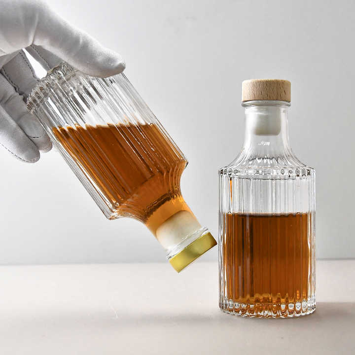 Premium 150ml Glass Diffuser Bottle with Striped Design and Stopper for ...