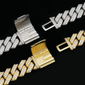 สร้อยคอฮิปฮอป GRA แบบ Cuban Chain ขนาด 14 มม. ประดับเพชรโมอิสซาไนต์ทรง Brilliant Cut หรูหราสำหรับทุกเพศ  ทำจากเงินแท้ 925 ชุบทอง - Product Image 3