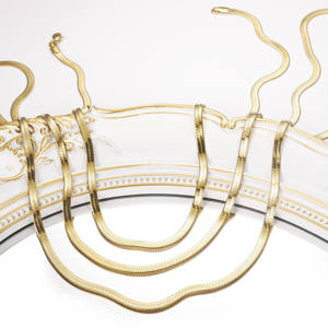 Cadena de Serpiente de Acero Inoxidable Resistente al Agua para Hombre y Mujer Chapada en Oro Gargantilla - Product Image 5