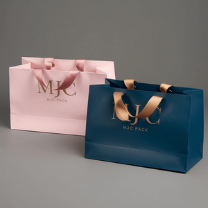 Personnalisé Votre Propre Logo Vêtements Shopping <span class=keywords><strong>Sac</strong></span> En Papier Boutique Vêtements Sacs D'emballage Avec Poignées <span class=keywords><strong>De</strong></span> Ruban - Product Image 1