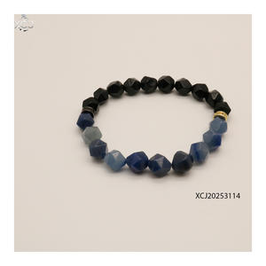 Pulsera de Piedras de Lava Geométricas Chapadas en Oro de Acero Inoxidable para Hombre y Mujer, Difusor de Aceites Esenciales, Aromaterapia, Yoga, Alivio del Estrés - Product Image 2