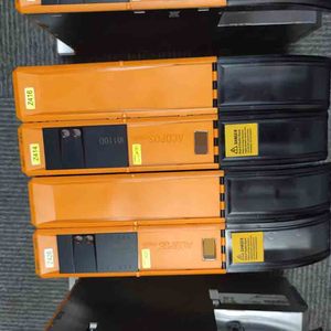 8B0C0320HC00.002-1 8BVI0880HWS0.001-1 8BVI0440HCS0.000-1 8BVP0440HC00.000-1 8BVP0880HW00.004-1 ACOPOS驱动库存咨询 - Product Image 3