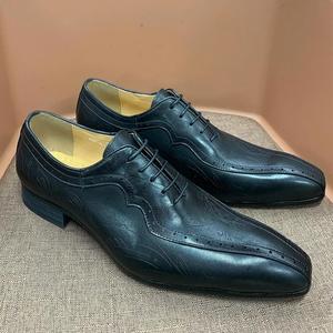 Zapatos de Vestir Oxford de Alta Calidad Estilo Italiano para Hombre, de Cuero, con Cordones, Estampado Láser, Punta Puntiaguda, para Traje, Negocios, Bodas y Fiestas - Product Image 3