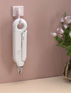 Coupe-ongles LED pour animaux de compagnie à <span class=keywords><strong>prix</strong></span> d'usine-Coupeur en acier inoxydable sûr pour chats et chiens, avec design léger et anti-éclaboussures - Product Image 6