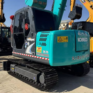 Excavatrice Kobelco SK75-8 d'occasion, 7 tonnes, modèle 2024, 99 % neuve, chenillée, fabriquée au Japon, avec certifications EPA/CE. - Product Image 2