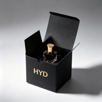 Boîtes cadeaux en papier carrées miniatures personnalisées, emballage de transport noir avec revêtement UV et gaufrage, fabricant de boîtes cadeaux