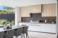 2026 Design moderne australien italien brillant panneau de bois blanc armoires de cuisine RTA ensemble complet MDF carcasse comprend robinet