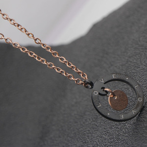 Collier pendentif rond en alliage de zinc plaqué or rose, chaîne de clavicule, bijou à porter au quotidien, cadeau - Product Image 3