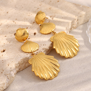 Pendientes de concha de oro de 18 quilates inspirados en el océano, Pendientes colgantes de acero inoxidable para mujer <span class=keywords><strong>E190</strong></span>, novedad de 2025 - Product Image 1