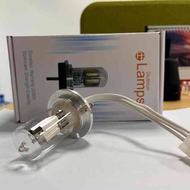 Direct Manufacturer Deuterium Lamp Laboratory UV Deuterium Light for Spectrometer Analytical Equipment