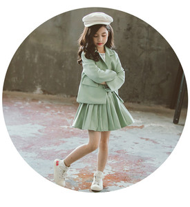 Ensembles assortis pour enfants : jupe courte coréenne pour écolière, veste et hauts de danse scolaire tendance - Product Image 4
