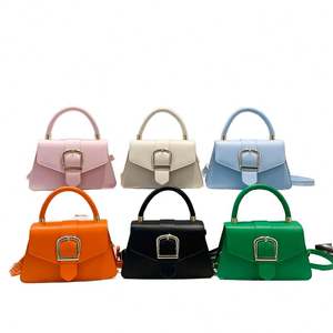 Bolso de mano de piel sintética de gran capacidad para mujer, de diseño de lujo, con cierre de cremallera, impermeable y moderno. - Product Image 1