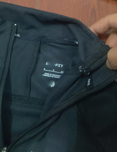 Veste décontractée noire Tokyo à col rond, imprimée, à manches longues, en tricot extensible dans quatre directions, ornée de paillettes, respirante, légère, 100 % fibre de polyester - Product Image 2