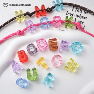 Perles en acrylique colorées transparentes à trou droit, lettres <span class=keywords><strong>de</strong></span> l'alphabet, perles volumineuses UV, grandes perles à trou large, vente en gros - Product Image 2